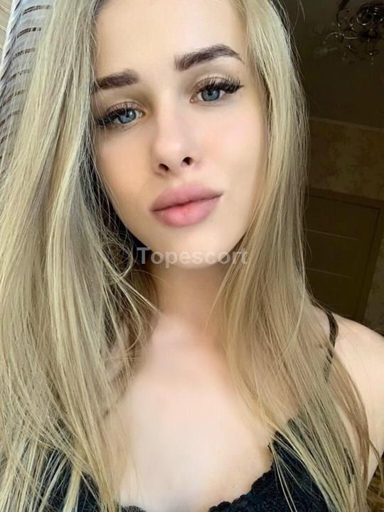 Pendik Duşun Altında İstediginiz Pozisyonu Yapan Escort Selin